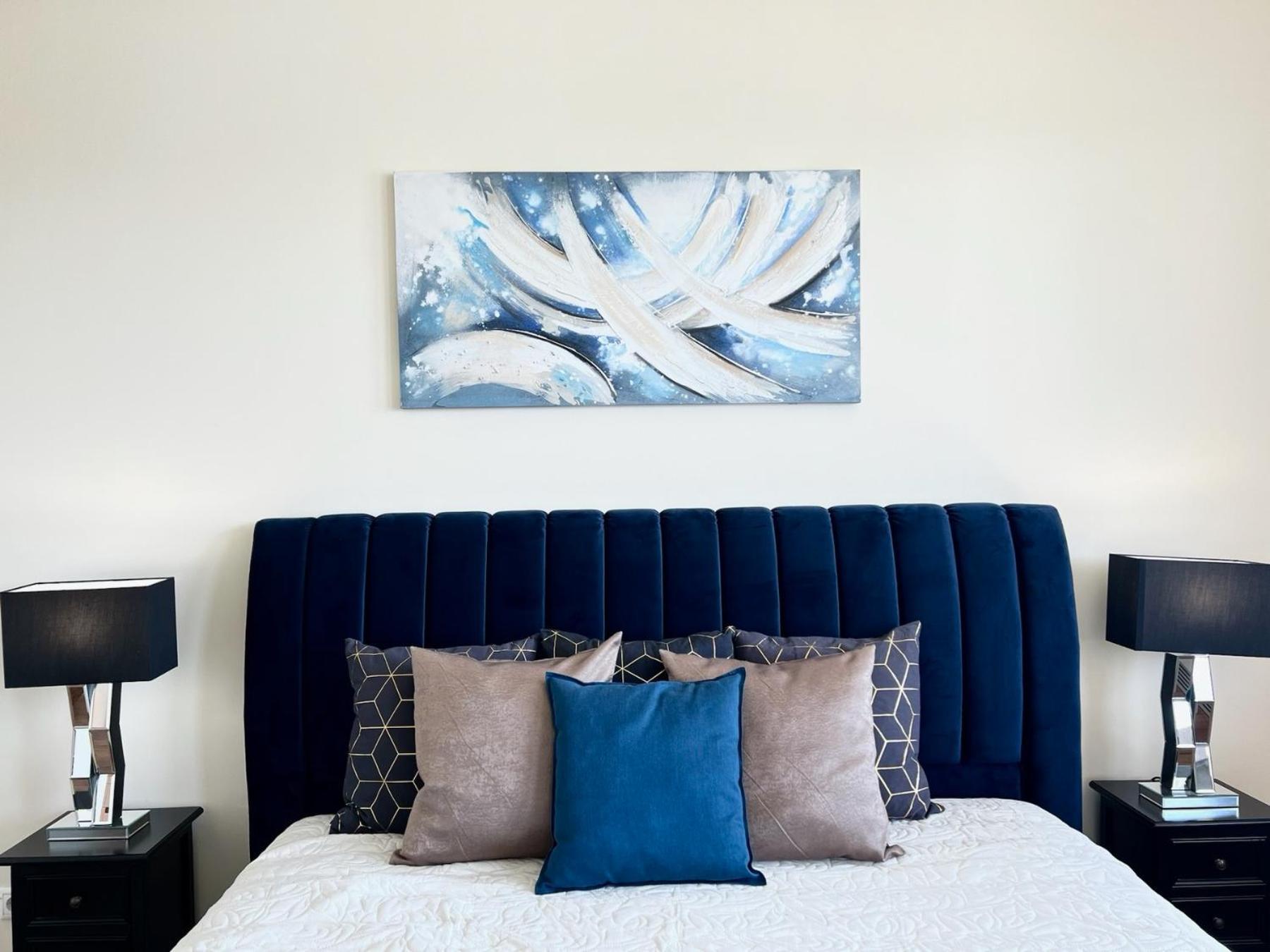 Luxury With A Beautiful View Of The Danube, Free - Wellness And Car Parking In The Center Of The Lejlighed *